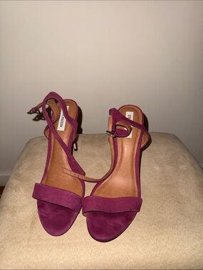 Steve Madden Fuchsia Suede Strappy Heels